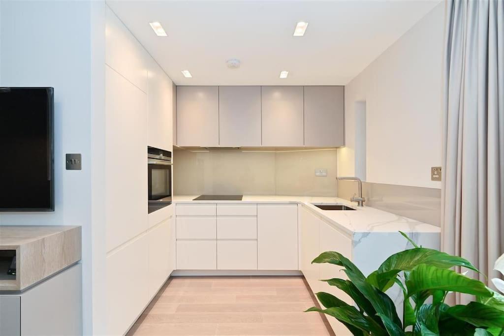 Ultra Luxury 3 Bed Mayfair Londra