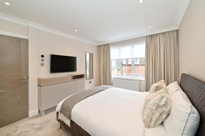 Ultra Luxury 3 Bed Mayfair * Londra
